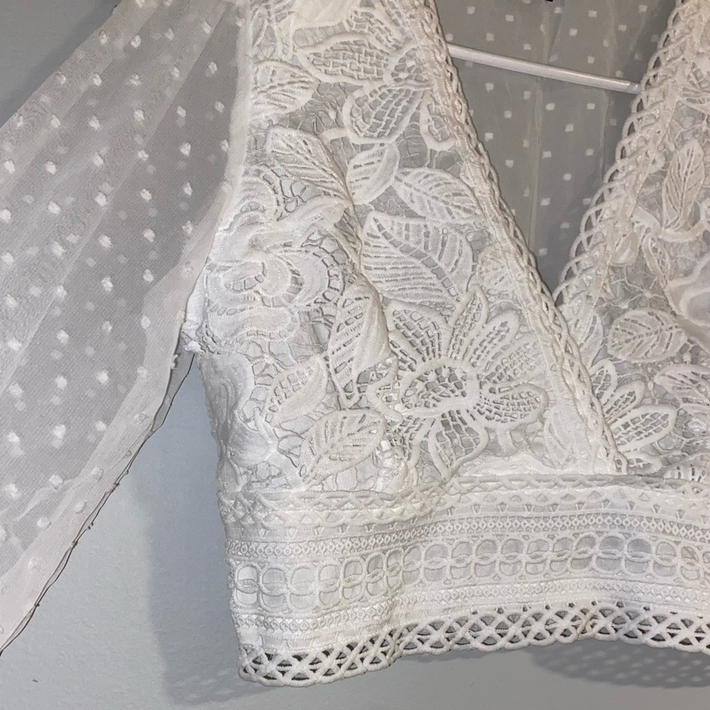 White lace crop top - Picture 5 of 8